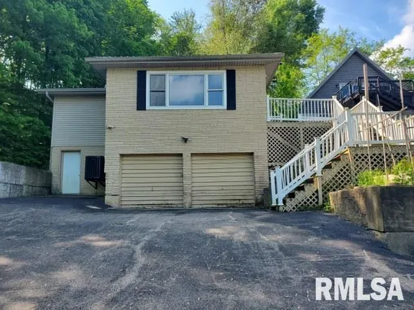 1718 5th Ave, Rapids City, IL 61278