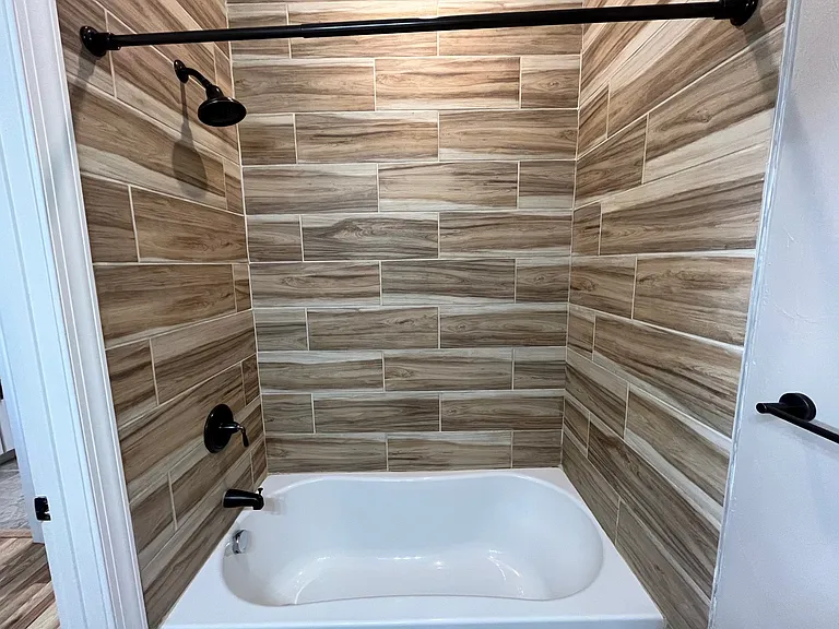 262 S Winebiddle St #4 — Photo 17