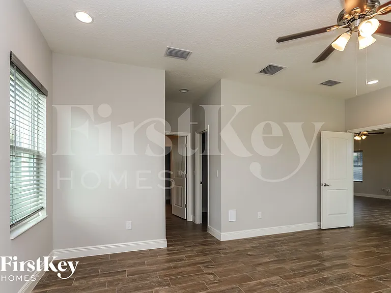 6107 Colmar Pl — Photo 7
