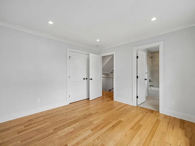 22 Willow St #A — Photo 19