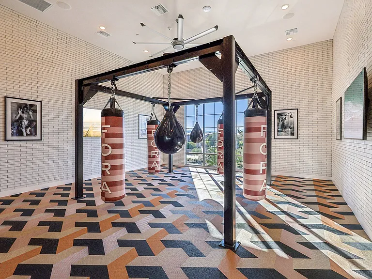 Fora Apartments — Photo 43