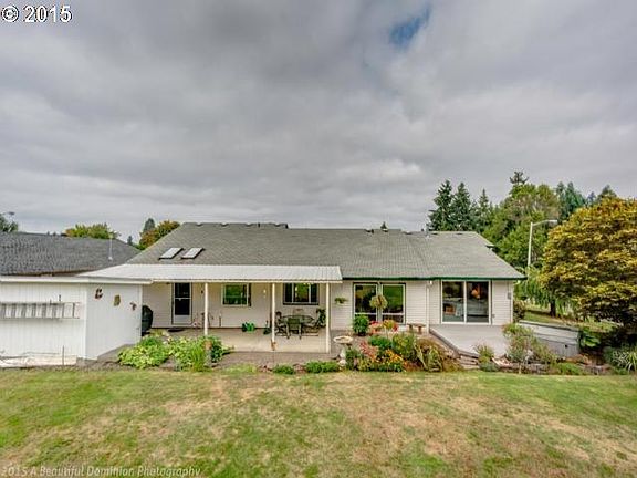 5th image of 8515 NE 31st Ct