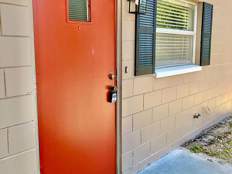 722 S Ingraham Ave — Photo 19