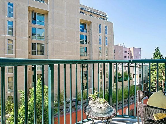 2nd image of 1800 Washington St APT 110B