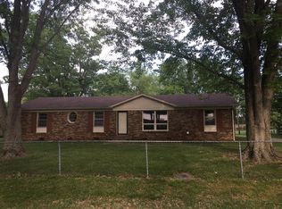 2209 Green Acres Dr, Clarksville, TN 37042