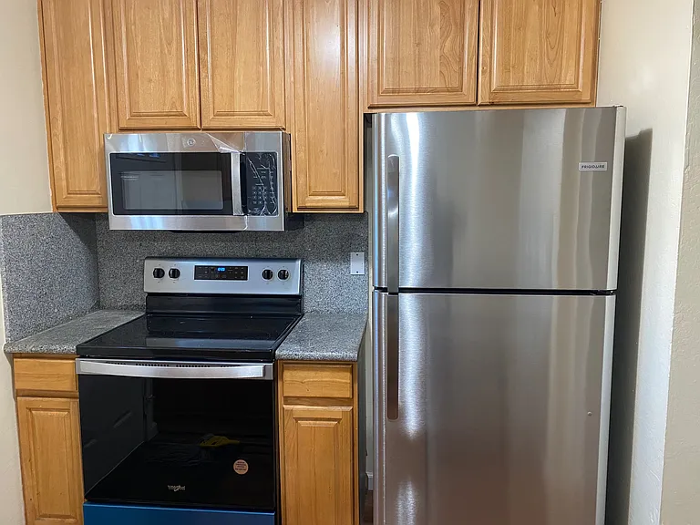 2091 Olivera Rd — Photo 3