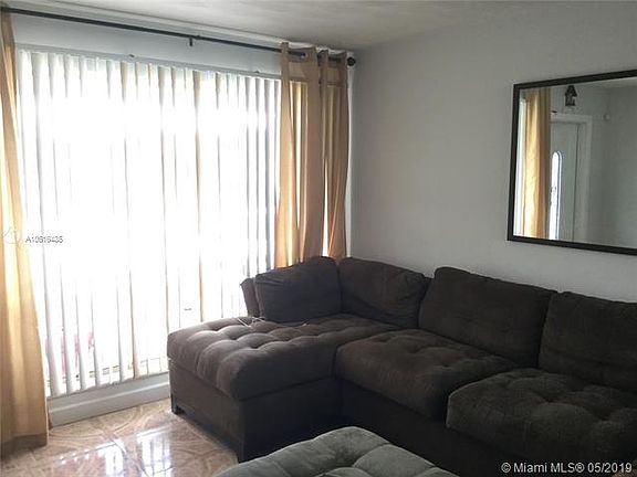 Home For Sale In Welwyn Manor