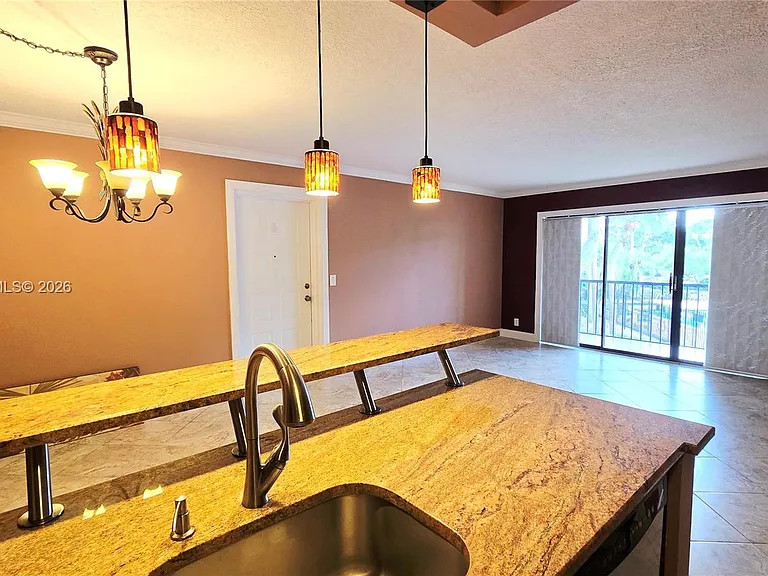 202 Foxtail Dr #G2 — Photo 13