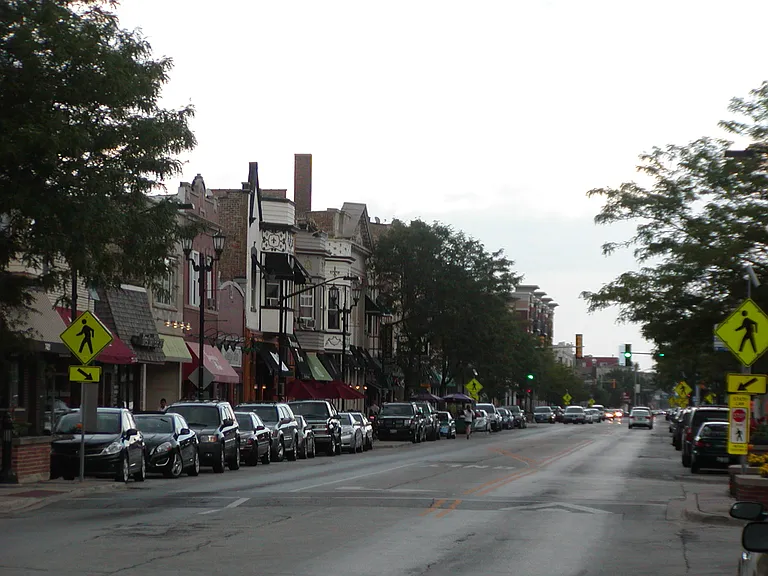 Madison St — Photo 18