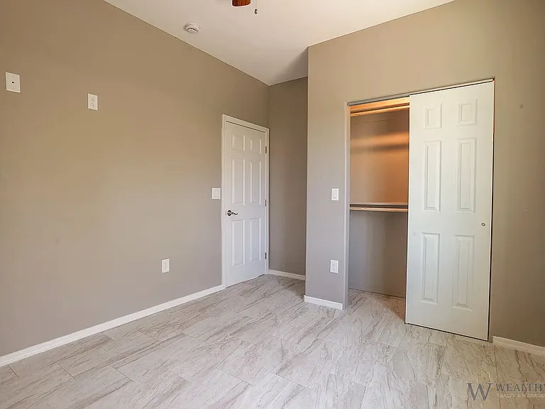 1349 W Hualpai Rd #1 — Photo 14