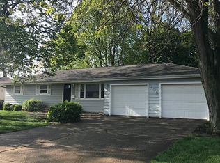 806 Spear Dr, Normal, IL 61761