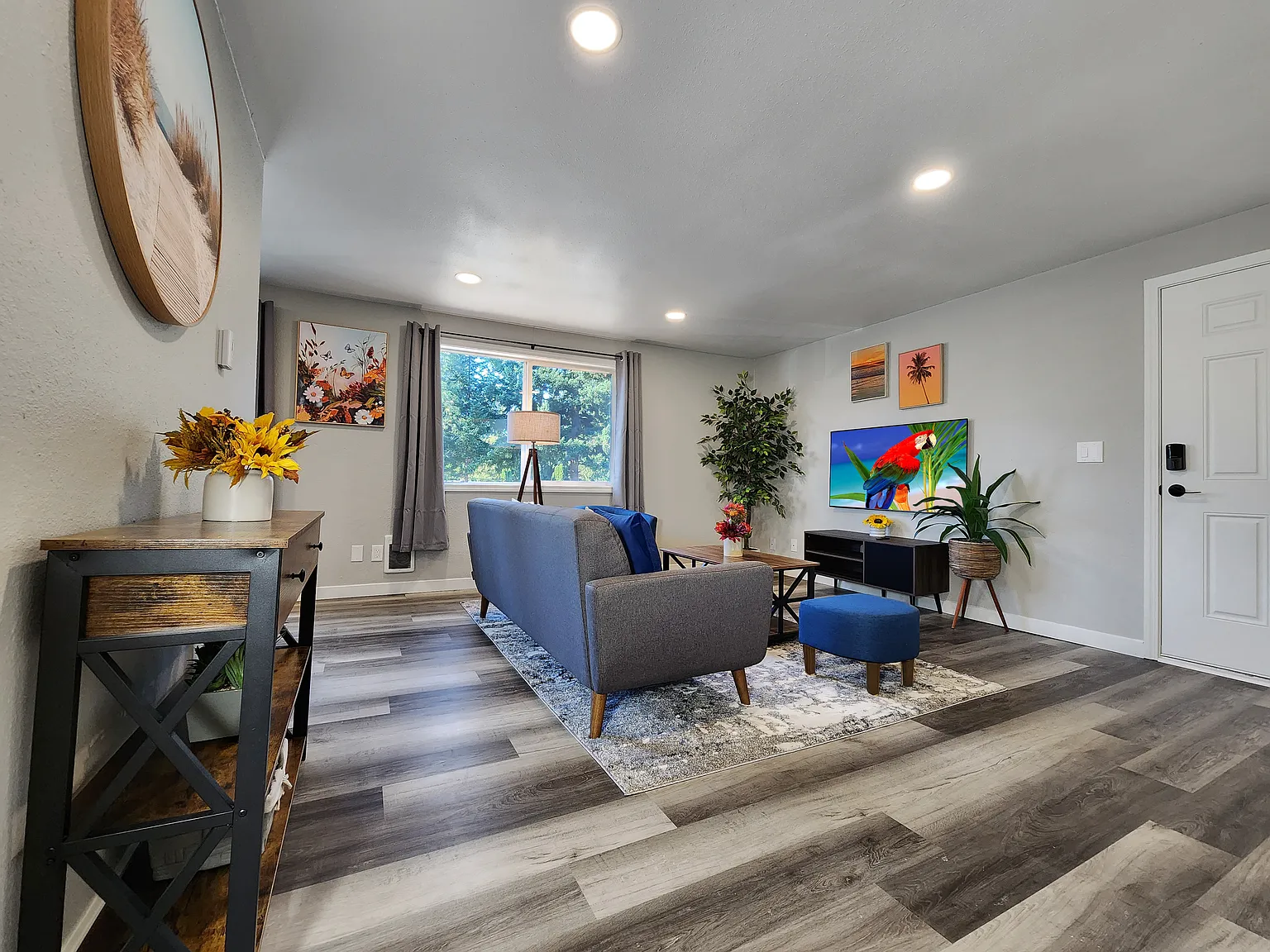 1737 S 305th Pl — Photo 2