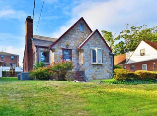 18445 Henley Rd, Jamaica, NY 11432