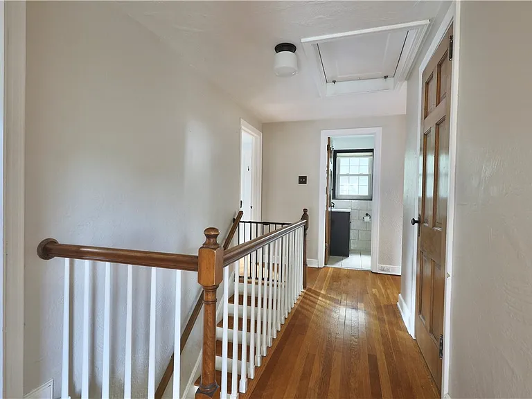633 Crystal Dr — Photo 31