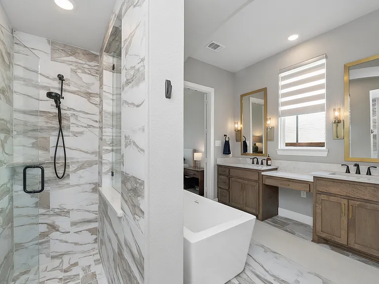 2790 Starwood Dr — Photo 5