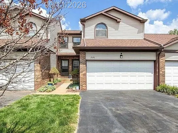 7171 Bluewater Dr, Clarkston, MI 48348