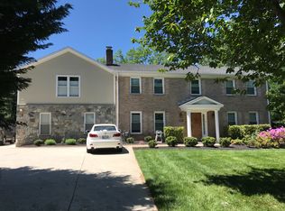 11700 Ambleside Dr, Potomac, MD 20854