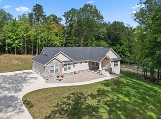 2950 Jewell Rd, Howell, MI 48843