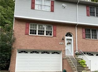 2636 Birchwood Ln, Oakdale, PA 15071