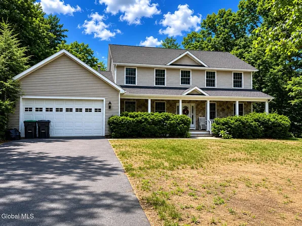 3 Hillcrest Lane, Saratoga Springs, NY 12866
