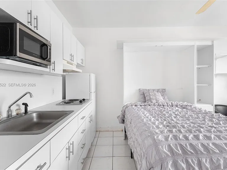 255 W 24th St #432 — Photo 7
