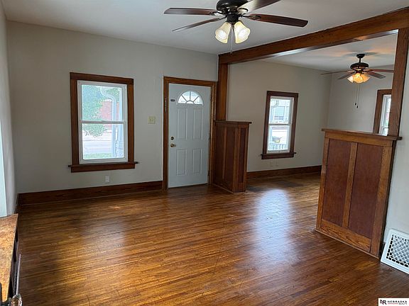 4th image of 330 N Clarkson St