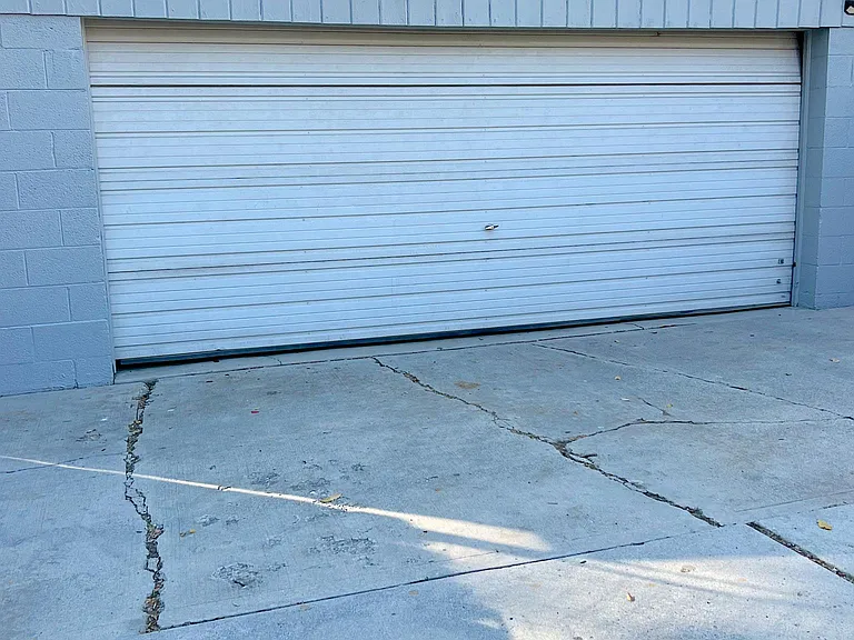 1022 S Pueblo St — Photo 3