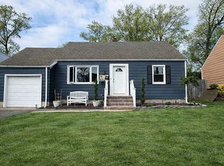 38 Colonia Pl, Colonia, NJ 07067