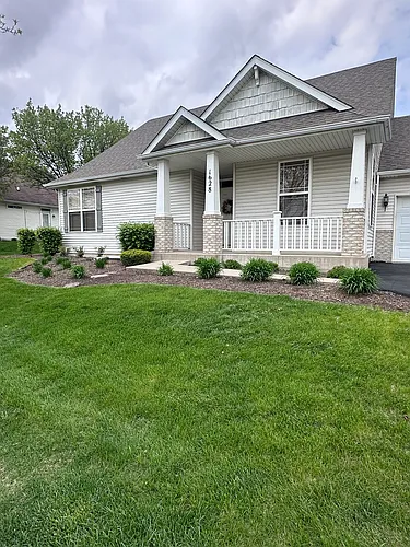 1628 Devonshire Ln Photo 1
