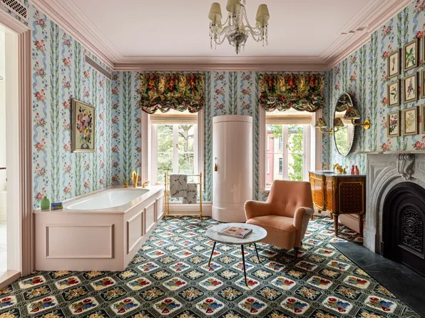 381 Union Street image 13 of 23