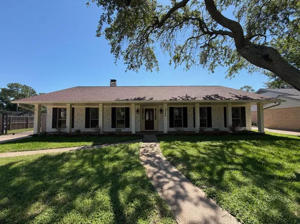 2742 Triway Ln, Houston, TX 77043
