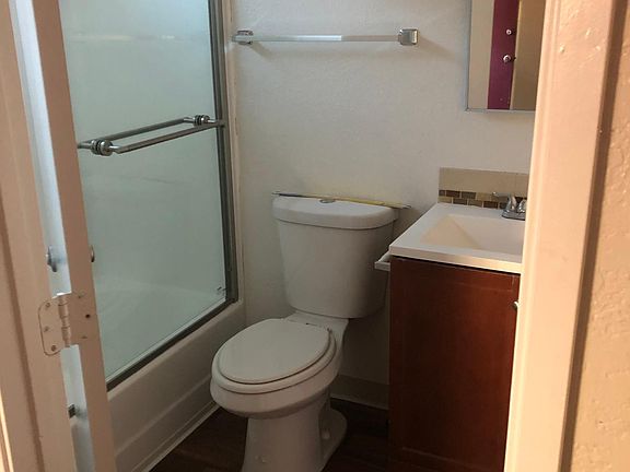 3rd image of 4031 Highland Ave #4031