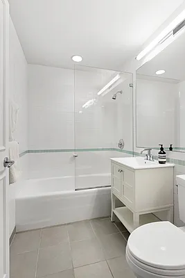 Rented by (Legacy) Elegran | media 8