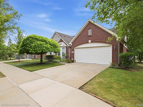 2nd image of 40781 Lenox Park Dr