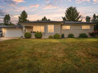 53320 Franklin Dr, Shelby Township, MI