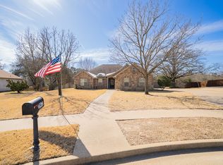 628 Abbey Rd, Lindale, TX 75771