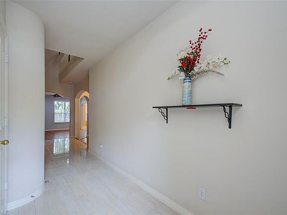 5th image of 7511 S Linpar Ct