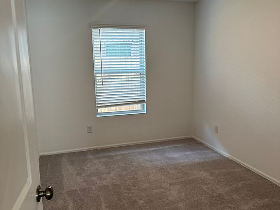 5th image of 9007 Estes Lakes Dr