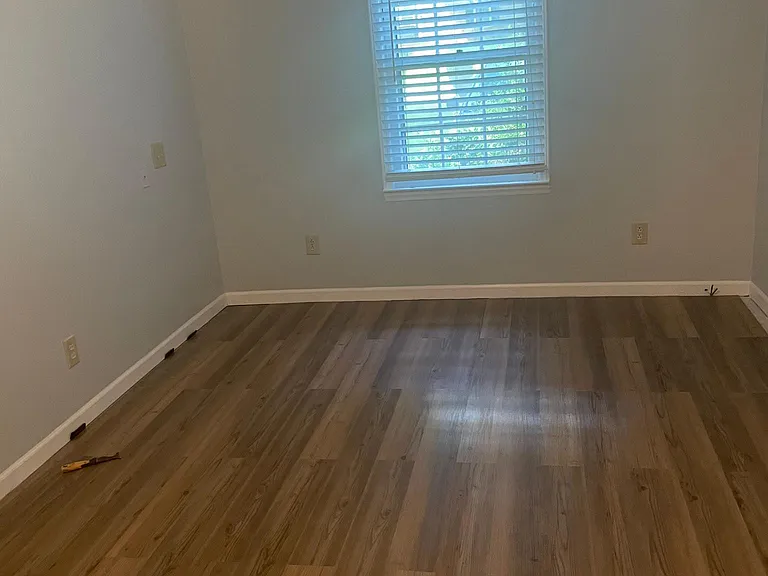 1713 Blandford Dr — Photo 3