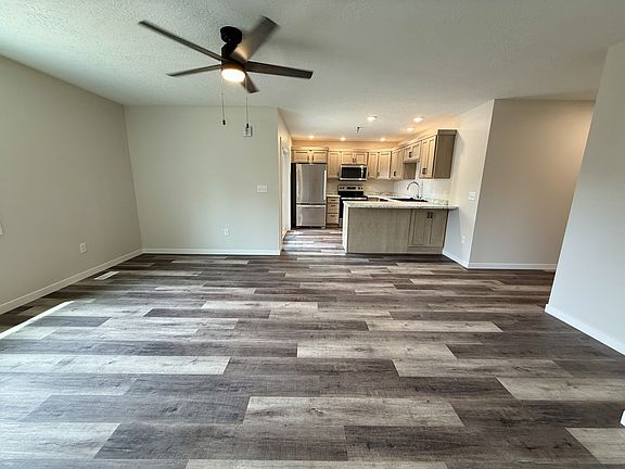 4th image of 516 Cottage Ave #301