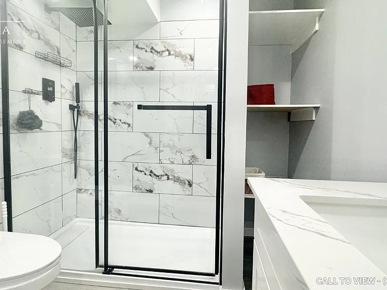 106 Rochefort St #2 — Photo 4