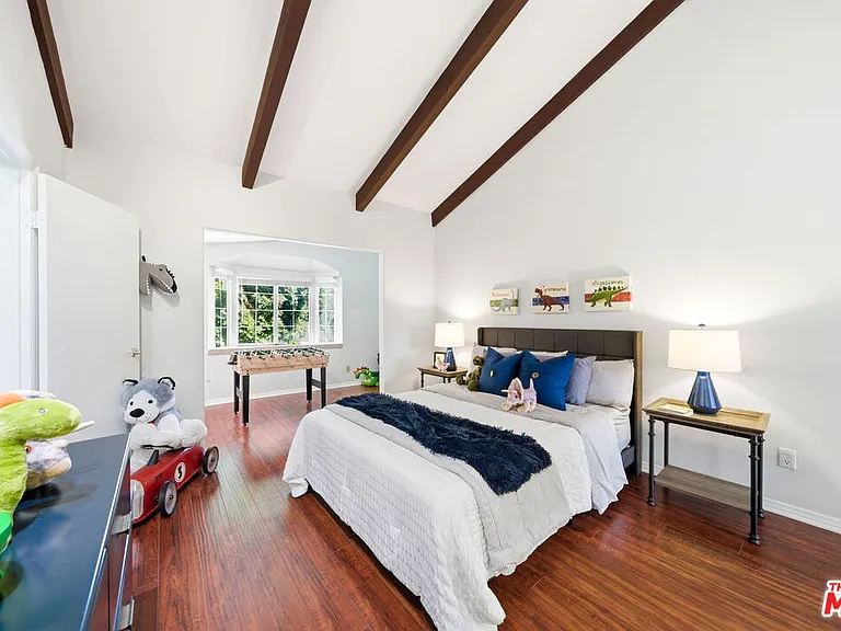 4115 Laurelgrove Ave — Photo 36