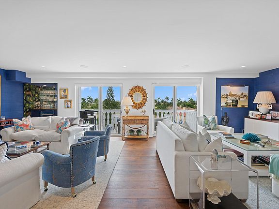 2nd image of 330 Cocoanut Row APT 5B