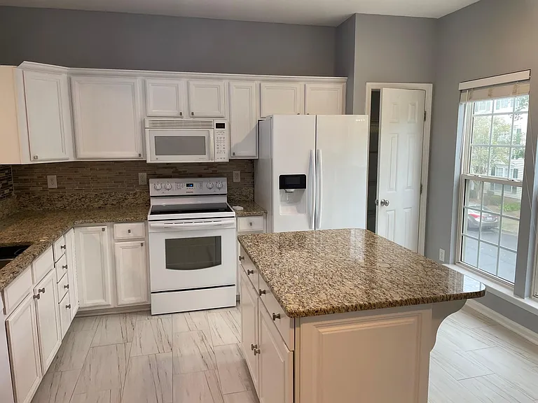 11506 Destin Ln — Photo 7