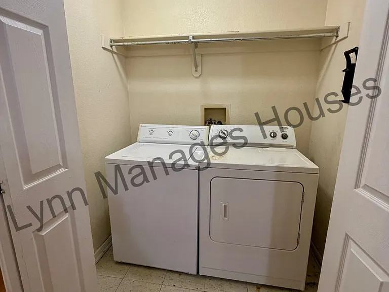 1210 Cleveland Ave #1 — Photo 6