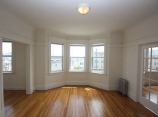 7100 Geary Blvd APT 17, San Francisco, CA 94121