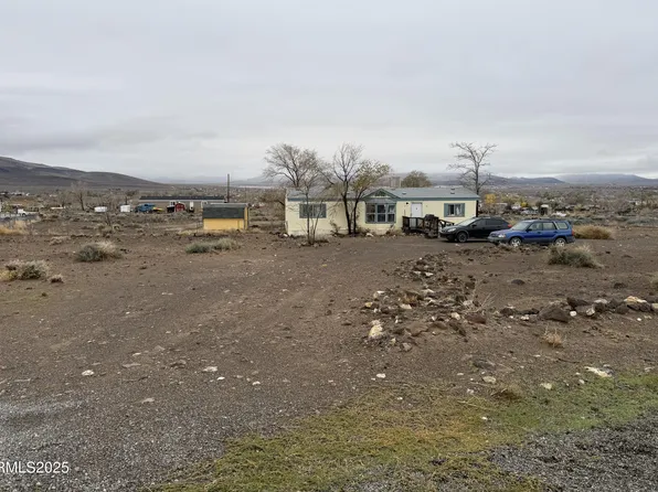 7775 Pueblo Dr, Stagecoach, NV 89429