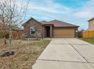 450 Gina Dr, Kyle, TX 78640