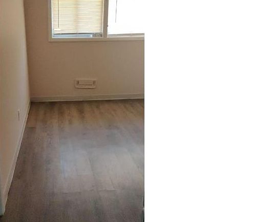 3rd image of 15509 Park Ln