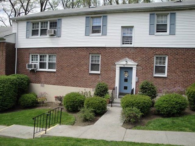 1st image of 39 Columbus Ave APT 1B